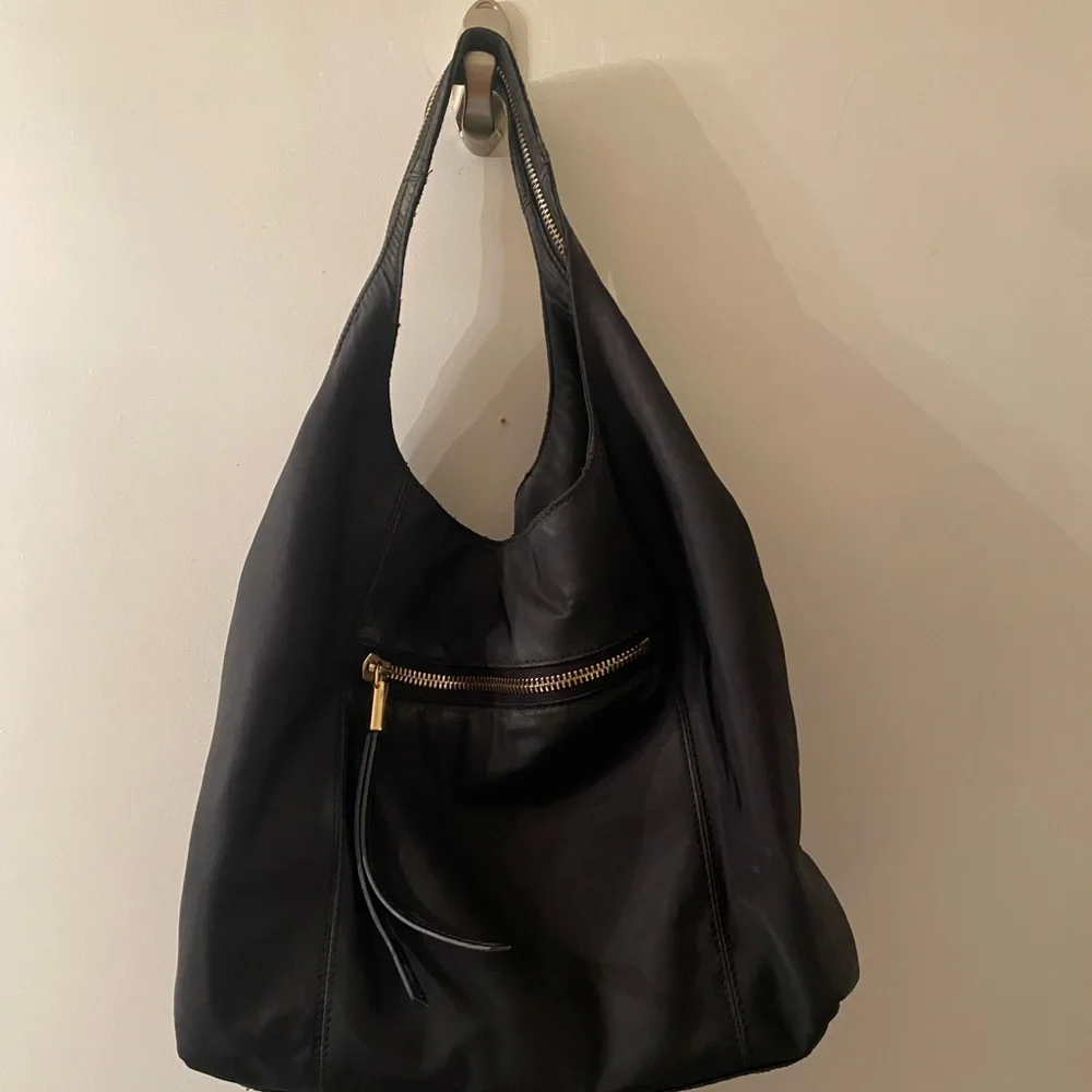 Vince Camuto Sleek Black Hobo Bag - Picture 2 of 13
